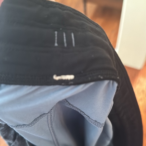 Lululemon men’s 7’ shorts - Picture 5 of 5